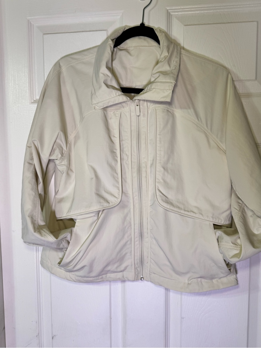 Lululemon Cream Utility Cargo Full Zip Jacket Size 6 - Picture 2 of 9